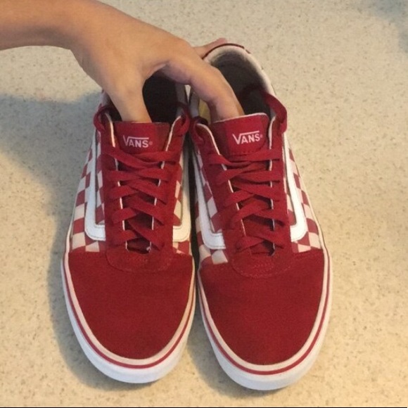 Vans - Picture 1 of 5